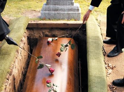 3 Basic Rules of Funeral Etiquette
